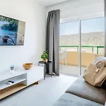 31 Cristianos Front Sea, Pool Free Wifi Apartman *