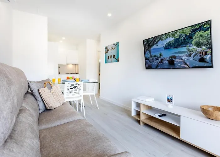 31 Cristianos Front Sea, Pool Free Wifi