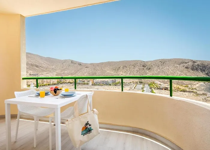 31 Cristianos Front Sea, Pool Free Wifi