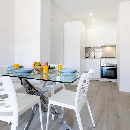 31 Cristianos Front Sea, Pool Free Wifi *