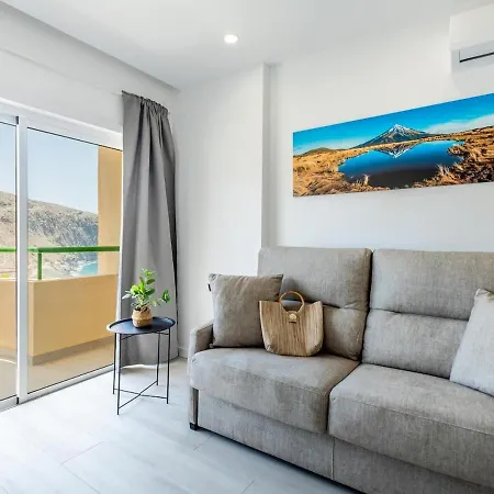 Appartamento 31 Cristianos Front Sea, Pool Free Wifi